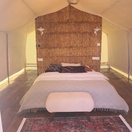 Veranda Glamping אוהל מפואר
